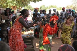 Tourisme responsable et solidaire dans le Siné Saloum au campement du Niombato au Sénégal, un séjour découverte entre mer et brousse.