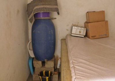 Actions solidaires au campement du Niombato: sensibilisation à l'hygiène au travers de soins.