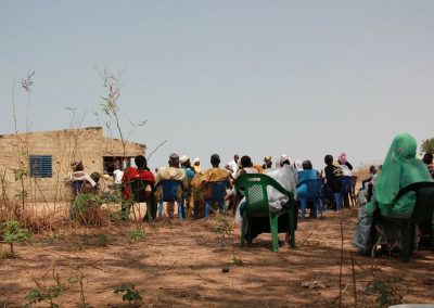 Voyage responsable et solidaire au campement du Niombato, Sénégal: actions solidaires 2012: actions solidaires, consultations de villages optiques et dentaires.