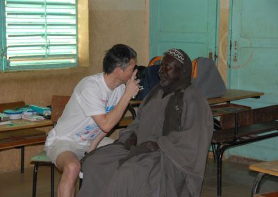 Voyage responsable et solidaire au campement du Niombato, Sénégal: actions solidaires 2012: actions solidaires, consultations de villages optiques et dentaires.