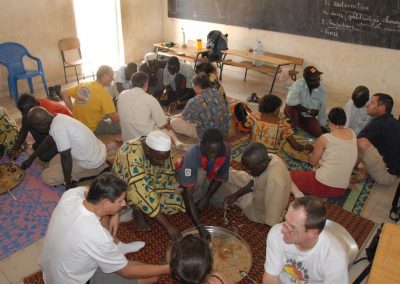 Voyage responsable et solidaire au campement du Niombato, Sénégal: actions solidaires 2012: actions solidaires, consultations de villages optiques et dentaires.