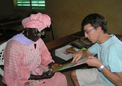 Voyage responsable et solidaire au campement du Niombato, Sénégal: actions solidaires 2012: actions solidaires, consultations de villages optiques et dentaires.
